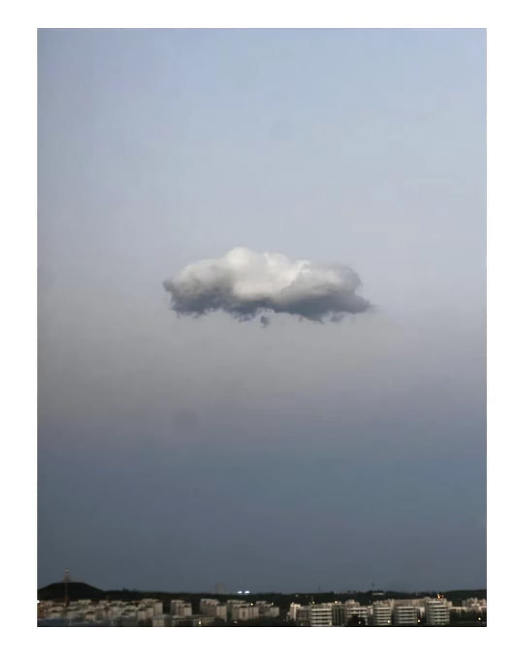 a lonely cloud